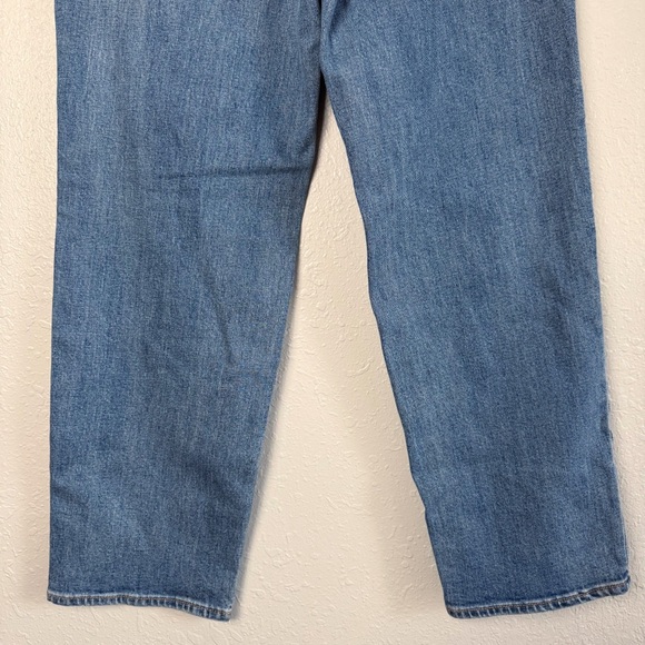 NWT Old Navy Curvy high waisted OG Loose jeans distressed 6 - Picture 9 of 11
